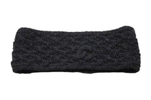Load image into Gallery viewer, 極美品 CHANEL シャネル ヘアバンド CC ココマーク 17K ツイード ラメ カシミヤウール チャコールグレー 中古 4b002434