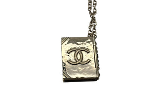 極美品 CHANEL シャネル ネックレス 重量約78.9g B22C刻印 ココマーク ブック型 メタル GP ゴールド ブラック 中古 4b002450