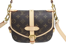 Load image into Gallery viewer, 新品未使用 LOUIS VUITTON ルイヴィトン ソミュール BB ショルダーバッグ M46740 モノグラム PVC レザー ゴールド金具 中古 4b002452