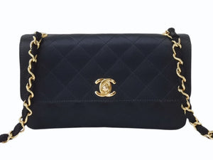 CHANEL シャネル ミニマトラッセ ココマーク ショルダーバッグ ミニバッグ 1番台 サテン ブラック ゴールド金具 美品 中古 4b002454