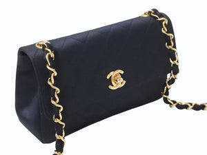 CHANEL シャネル ミニマトラッセ ココマーク ショルダーバッグ ミニバッグ 1番台 サテン ブラック ゴールド金具 美品 中古 4b002454