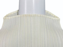 Load image into Gallery viewer, ISSEY MIYAKE イッセイミヤケ PLEATS PLEASE プリーツプリーズ 半袖トップス PP05-JK007 サイズ3 イエロー 美品 中古 4b002482