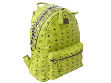 Load image into Gallery viewer, MCM エム・シー・エム スタークバックパック ミディアム MWK2SVE12GI001 ライトグリーン レザー ポリウレタン スタッズ 美品 中古 4b002492