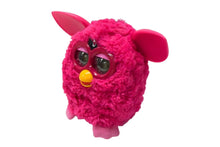 Load image into Gallery viewer, TAKARA TOMY タカラトミー ファービー キャンディピンク プラスチック おもちゃ 玩具 ぬいぐるみ 4904810477501 美品 中古 4b002499