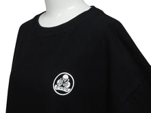Load image into Gallery viewer, 極美品 WAGYU MAFIA CHATEAUBRIAND 和牛マフィア シャトーブリアン 照プリントＴシャツ コットン ブラック サイズXL 中古 4b002507