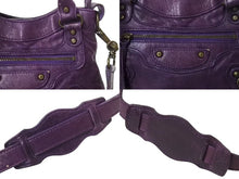 Load image into Gallery viewer, BALENCIAGA バレンシアガ ザシティ ハンドバッグ 132116 パープル レザー アンティークゴールド金具 良品 中古 4b002558