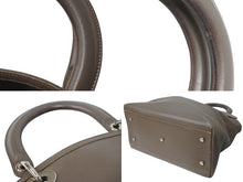 Load image into Gallery viewer, Christian Dior クリスチャンディオール ハンドバッグ ベージュ レザー 05-MA-0123 シルバー金具 美品 中古 4b002587