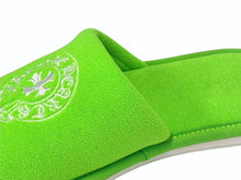 Load image into Gallery viewer, 新品同様 CHROME HEARTS クロムハーツ HOTEL SLIPPER ホテルスリッパ サイズS マイアミ限定 ホースシュー グリーン パイル 中古 4b002607