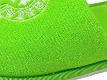 Load image into Gallery viewer, 新品同様 CHROME HEARTS クロムハーツ HOTEL SLIPPER ホテルスリッパ サイズS マイアミ限定 ホースシュー グリーン パイル 中古 4b002607