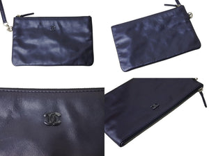 新品同様 CHANEL シャネル 22 ハンドバッグ ショルダーバッグ ネイビー メタリック カーフスキン ブラック金具 中古 4b002608