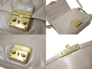MIUMIU ミュウミュウ ショルダーバッグ ベージュ レザー ゴールド金具 チャーム付き ブランドロゴ刻印 236 美品 中古 4b002617