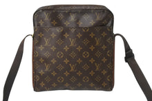 Load image into Gallery viewer, LOUIS VUITTON ルイヴィトン トロター ボブール ショルダーバッグ M97037 モノグラム ブラウン PVC レザー ゴールド金具 美品 中古 4b002638