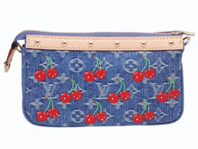 Load image into Gallery viewer, 新品未使用 LOUIS VUITTON ルイヴィトン モノグラム デニム チェリー ポシェット アクセソワール 新作 M13994 中古 4b002648