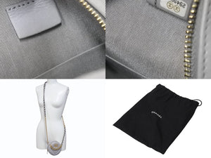 極美品 CHANEL シャネル ショルダーバッグ シャネル19 ラウンド ホワイト ラムスキン 29番台 ゴールド、シルバー金具 29495568 中古 4b002656
