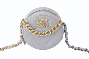 極美品 CHANEL シャネル ショルダーバッグ シャネル19 ラウンド ホワイト ラムスキン 29番台 ゴールド、シルバー金具 29495568 中古 4b002656