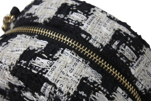 極美品 CHANEL シャネル ラウンド チェーンショルダーバッグ AP0245 29番台 シャネル19 ココマーク ツイード ホワイト ブラック 中古 4b002661