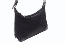 Load image into Gallery viewer, LOUIS VUITTON ルイヴィトン リトル ブローニュ ワンショルダーバッグ M92142 モノグラム サテン ブラック シルバー金具 美品 中古 4b002666