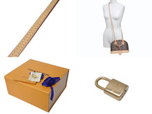 Load image into Gallery viewer, LOUIS VUITTON ルイヴィトン モノグラム アルマBB ハンドバッグ M53152 ショルダー 2WAY PVC ゴールド金具 美品 中古 4b002680