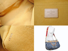 Load image into Gallery viewer, 極美品 LOUIS VUITTON ルイヴィトン モノグラムデニム カバレイエGM 2way ショルダーバッグ ブルー ゴールド金具 M95336 中古 4b002695