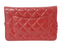 Load image into Gallery viewer, CHANEL シャネル チェーンウォレット ショルダーバッグ 長財布 19番台 ラムスキン ココマーク キルティング レッド 美品 中古 4b002700