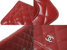 Load image into Gallery viewer, CHANEL シャネル チェーンウォレット ショルダーバッグ 長財布 19番台 ラムスキン ココマーク キルティング レッド 美品 中古 4b002700