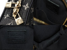 Load image into Gallery viewer, 極美品 LOUIS VUITTON ルイヴィトン モノグラム ミニ ウス ディジタル デジカメケース ポーチ M92066 グレー ネイビー 中古 4b002720