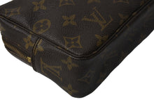 Load image into Gallery viewer, LOUIS VUITTON ルイヴィトン トゥルーストワレット23 コスメポーチ クラッチバッグ ポーチ モノグラム ブラウン 美品 中古 4b002721