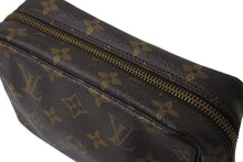 Load image into Gallery viewer, LOUIS VUITTON ルイヴィトン トゥルーストワレット23 コスメポーチ クラッチバッグ ポーチ モノグラム ブラウン 美品 中古 4b002721