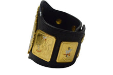 Load image into Gallery viewer, 新品未使用 WWF ワールドレスリングフェデレーション CHAMPION チャンピオン ブレスレット プロレス オフィシャル 中古 4b002734