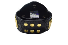 Load image into Gallery viewer, WWE ワールドレスリングエンターテインメント HEAVY WEIGHT CHAMPION ブレスレット チャンピオン プロレス オフィシャル 良品 中古 4b002735