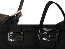 Load image into Gallery viewer, 極美品 FENDI フェンディ ズッキーノ マンマバケット キャンバス ワンショルダーバッグ ブラウン ピンクゴールド金具 8BR001 中古 4b002783
