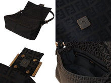 Load image into Gallery viewer, 極美品 FENDI フェンディ ズッキーノ マンマバケット キャンバス ワンショルダーバッグ ブラウン ピンクゴールド金具 8BR001 中古 4b002783