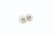 Load image into Gallery viewer, CHANEL シャネル ココマーク ピアス 重量約4.1g 01P刻印 ラインストーン メタル GP ゴールド クリア 両耳用 美品 中古 4b002791