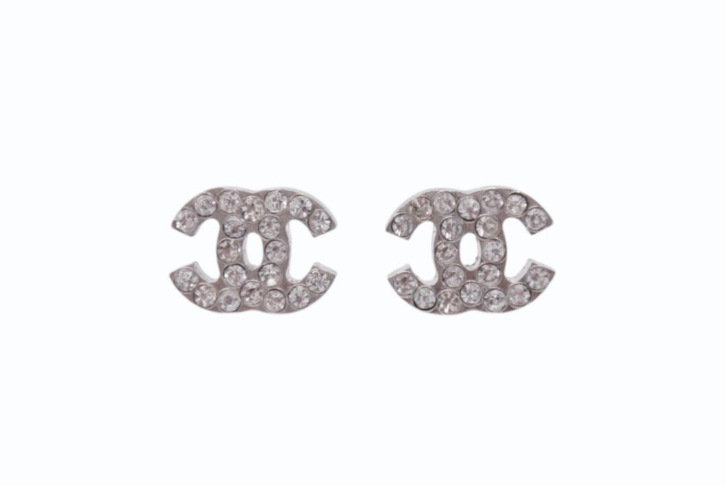 CHANEL シャネル ココマーク ピアス 重量約1.2g 08P刻印 ラインストーン メタル シルバー クリア 両耳用 美品 中古 4b002800