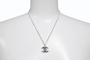 極美品 CHANEL シャネル ココマーク ネックレス 重量約6.3g 07V刻印 全長約43cm メタル シルバー ブラック 中古 4b002798
