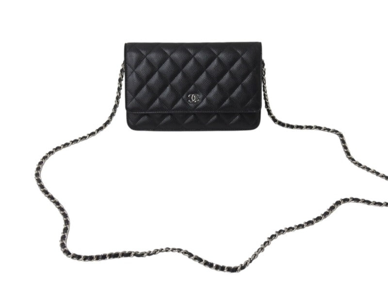 極美品 CHANEL シャネル チェーンウォレット ショルダーバッグ ランダム番台 ココマーク キャビアスキン キルティング ブラック 中古 4b002801