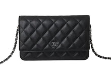 Load image into Gallery viewer, 極美品 CHANEL シャネル チェーンウォレット ショルダーバッグ ランダム番台 ココマーク キャビアスキン キルティング ブラック 中古 4b002801