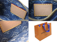 Load image into Gallery viewer, 新品未使用 LOUIS VUITTON ルイヴィトン モノグラム デニム カードキーケース ポシェットクレ チェリー 新作 M14938 村上隆 ブルー 中古 4b002807