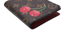 Load image into Gallery viewer, 新品未使用 LOUIS VUITTON ルイヴィトン モノグラム ポルトフォイユ リサ 新作 二つ折り財布 M13420 村上隆 ブラウン 中古 4b002809