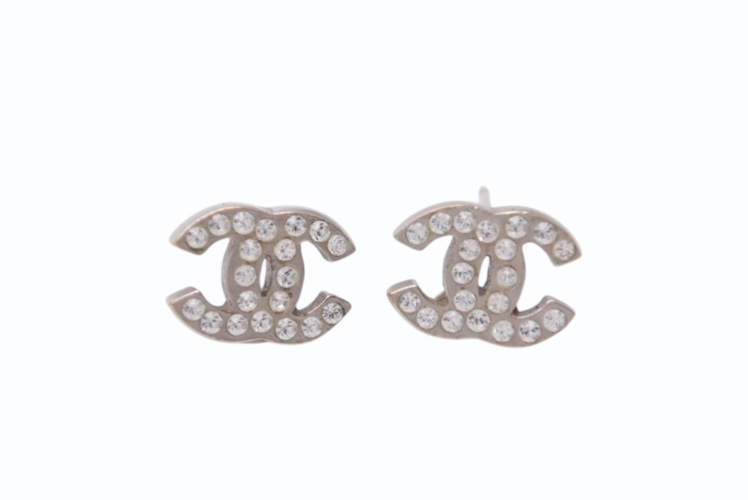 極美品 CHANEL シャネル ピアス ココマーク 両耳 09V刻印 メタル ラインストーン シルバー 0.8g 中古4b002822