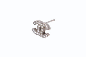 極美品 CHANEL シャネル ピアス ココマーク 両耳 09V刻印 メタル ラインストーン シルバー 0.8g 中古4b002822