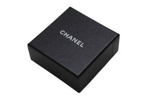 極美品 CHANEL シャネル ピアス ココマーク 両耳 09V刻印 メタル ラインストーン シルバー 0.8g 中古4b002822