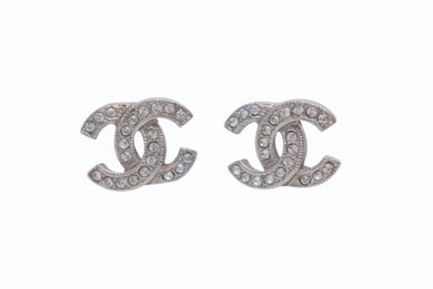 極美品 CHANEL シャネル ココマーク ピアス 重量約2.6g F19V刻印 ラインストーン メタル シルバー クリア 両耳用 中古 4b002817
