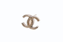 Load image into Gallery viewer, CHANEL シャネル ココマーク ピアス 両耳 アクセサリー 10C刻印 フランス製 GP ゴールドラメ 1.3g 美品 中古 4b002824