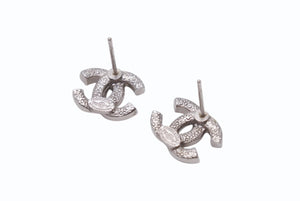 極美品 CHANEL シャネル ココマーク ピアス 重量約2.6g F19V刻印 ラインストーン メタル シルバー クリア 両耳用 中古 4b002817