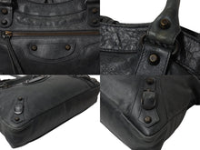 Load image into Gallery viewer, BALENCIAGA バレンシアガ ザ タウン エディターズバッグ 2WAY ショルダー ハンドバッグ グレー レザー 240579 美品 中古 4b002834