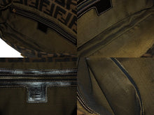 Load image into Gallery viewer, FENDI フェンディ マンマバケット ワンショルダーバッグ 26424 ズッカ柄 ブラウン キャンバス レザー ゴールド金具 美品 中古 4b002838