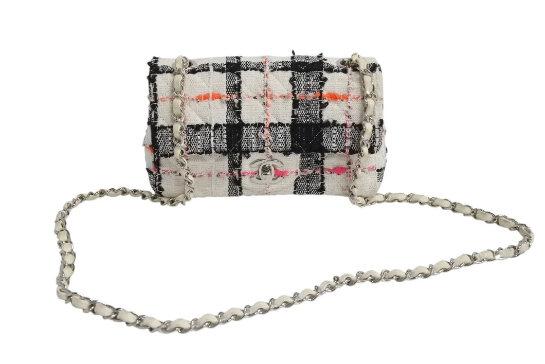 極美品 CHANEL シャネル ミニマトラッセ 20 チェーンショルダーバッグ 30番台 ココマーク ツイード レザー マルチカラー 中古 4b002848