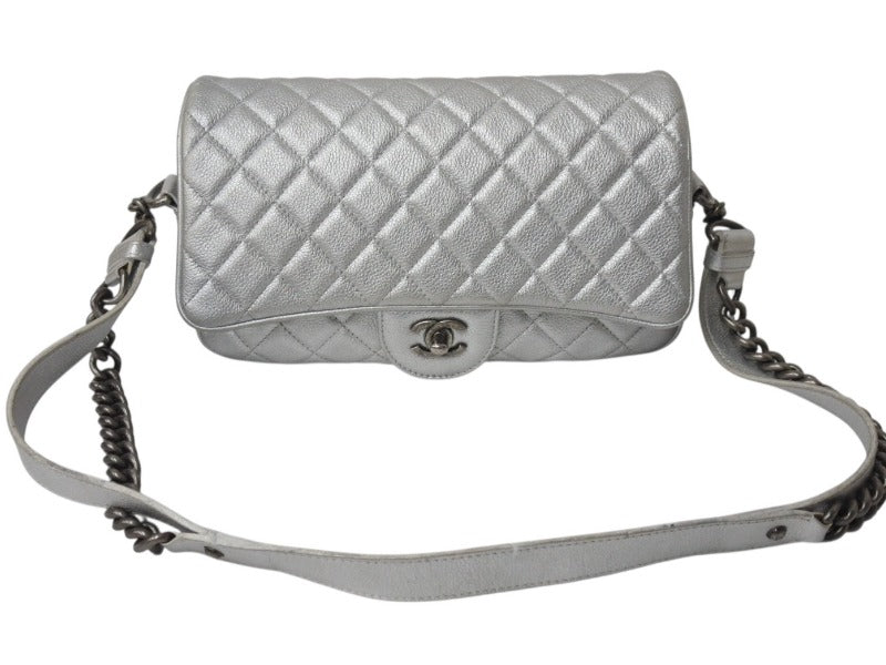 CHANEL シャネル ショルダーバッグ マトラッセ シルバー カーフスキン 21番台 アンティークシルバー金具 美品 中古 4b002849