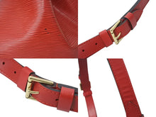 Load image into Gallery viewer, LOUIS VUITTON ルイヴィトン エピ ノエ 巾着ショルダーバッグ M44007 カスティリアンレッド レザー ゴールド金具 良品 中古 4b002881